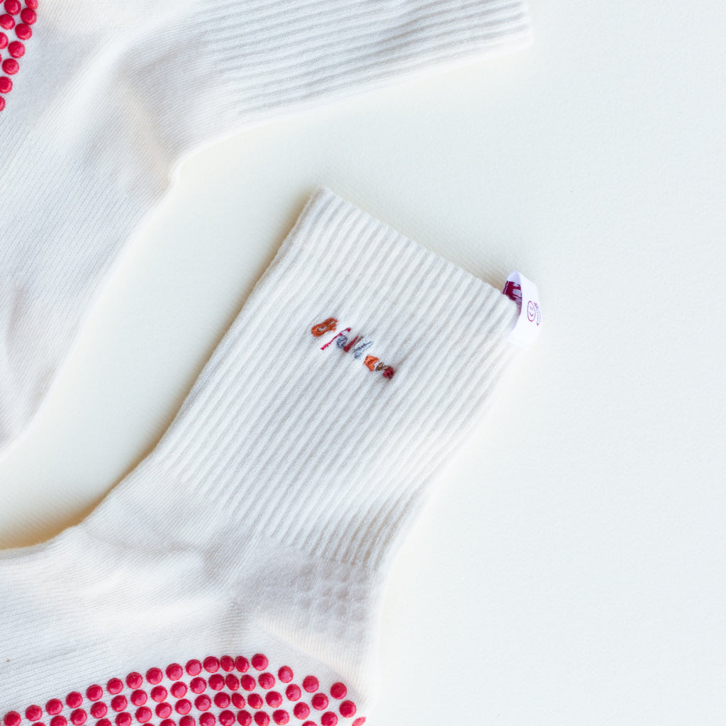 Warm drinks & fall leaves