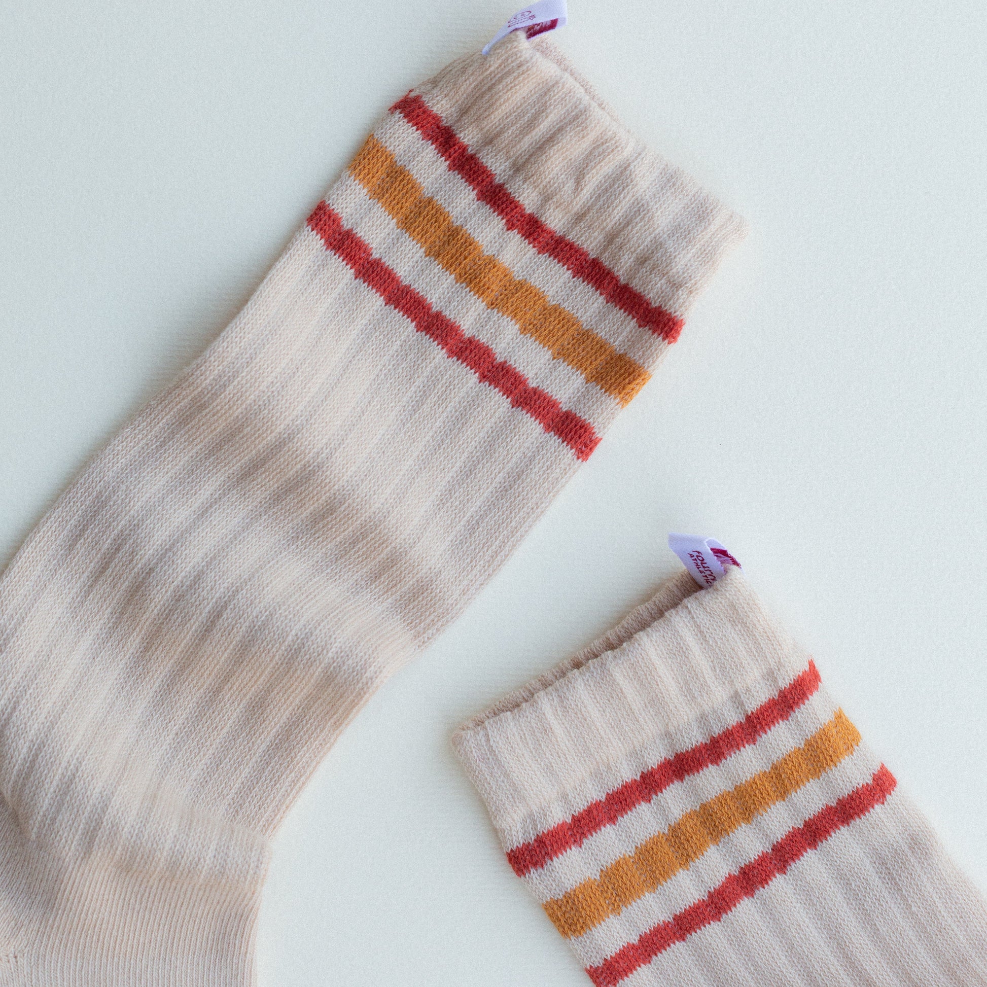 Goods books & cozy socks x sip & read