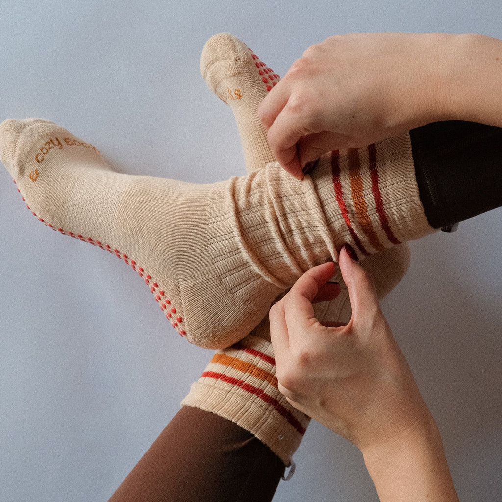 Goods books & cozy socks x sip & read